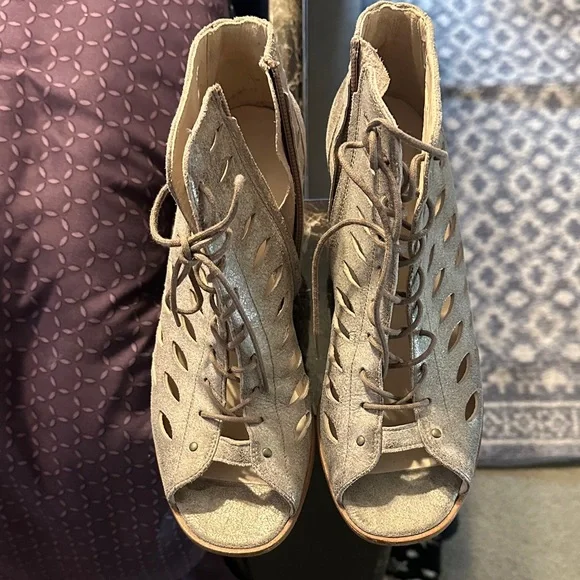 Paul Green Taupe Lace-Up Cutout Peep-Toe Ankle Boots - Picture 2 of 6